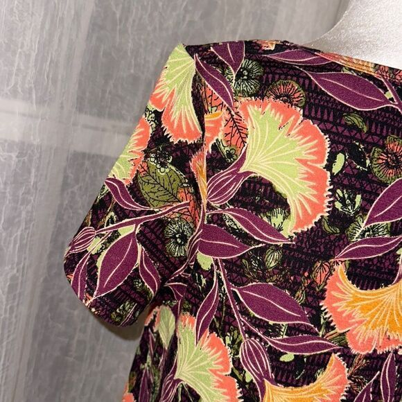 LuLaRoe XS Classic Floral Purple Black Green Gold Orange Short Sleeve Crew Tee - Picture 7 of 9